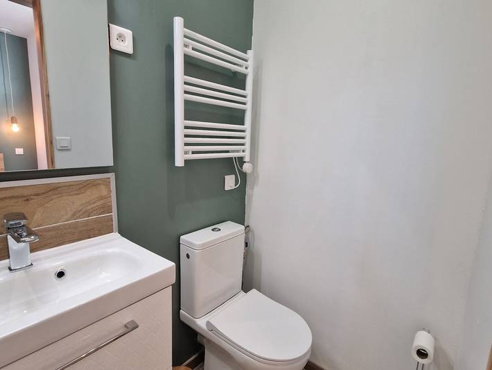 Apartamento entero, Estudio moderno y tranquilo con aparcamiento en Châteauroux in Châteauroux, Región de Châteauroux