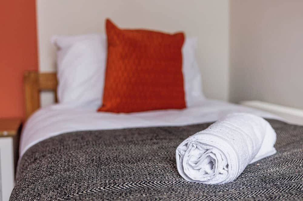 The Royal Residence - Sorley Steet, 2 minutes to Royal Sunderland Hospital in Sunderland