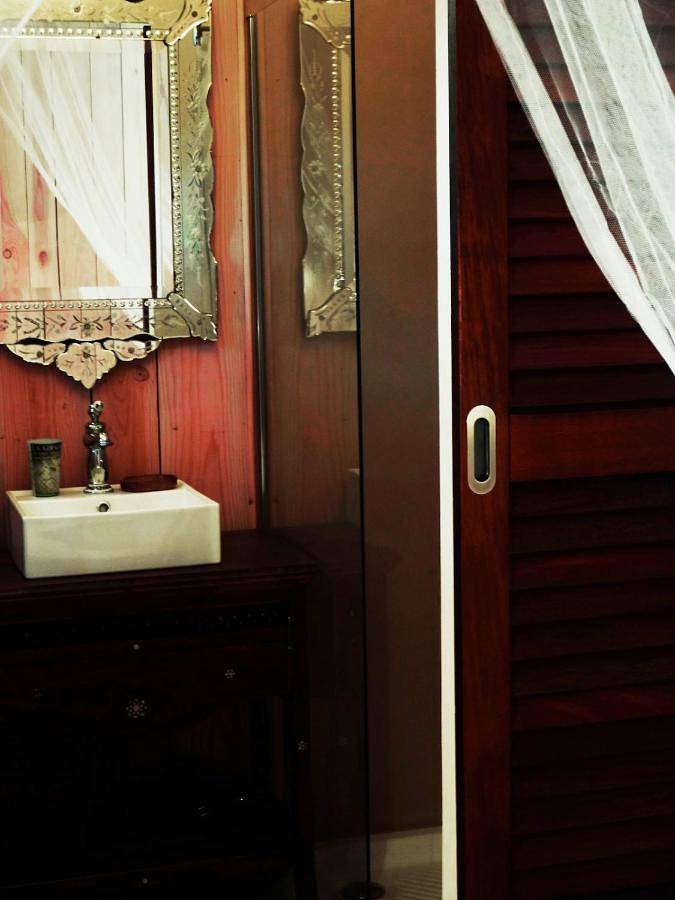 Location de vacances pour 2 personnes, avec terrasse ainsi que vue et jardin à Saint-André-de-Cruzières - 4