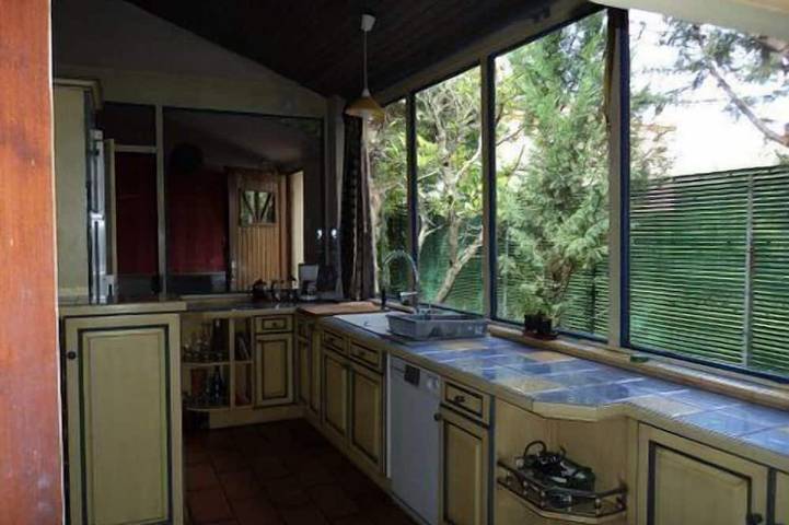 Gîte pour 17 personnes, avec jacuzzi et jardin à Orange - 3