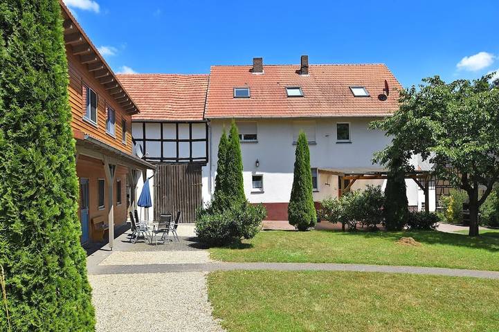 Ferienwohnung für 12 Personen, mit Balkon und Garten in Bad Wildungen