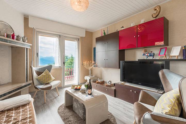 Gîte pour 4 personnes, avec balcon et vue sur le lac, animaux acceptés à San Zeno di Montagna