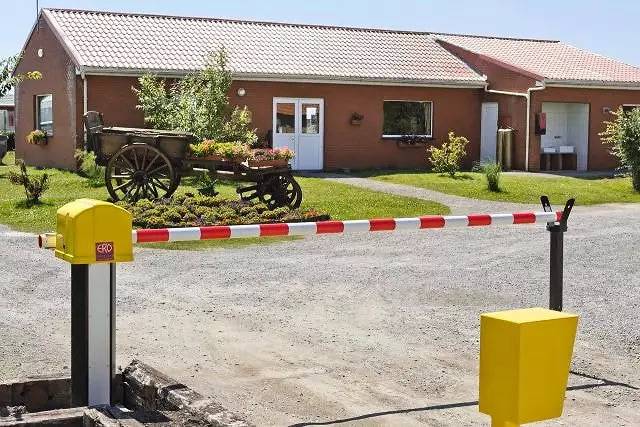 Camping für 4 Personen, mit Pool in Belgien - 2