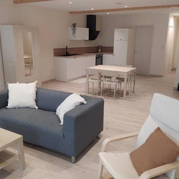 Gîte pour 7 personnes à Parnans