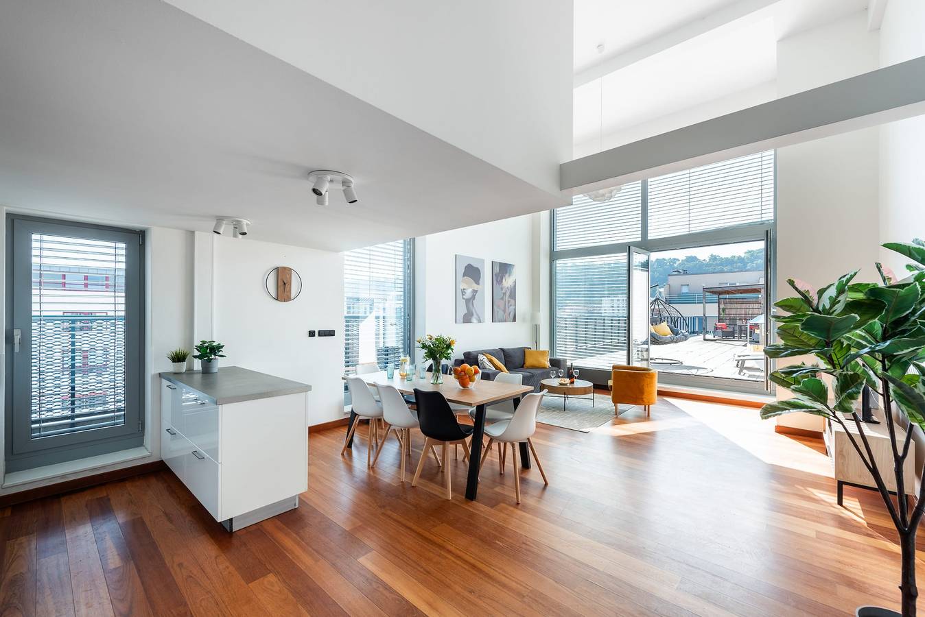 Apartamento entero, Penthouse with terrace and parking in Praga, Región de Bohemia Central