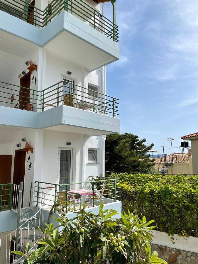 Triple Room with Shower in Tolo (Grèce), Argolide