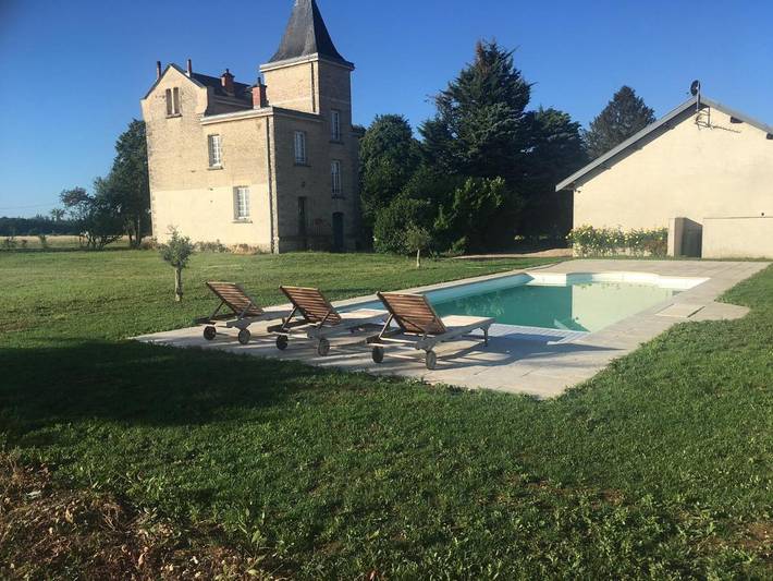 Location de vacances pour 6 personnes, avec jardin ainsi que piscine et vue à Ladoix-Serrigny - 3