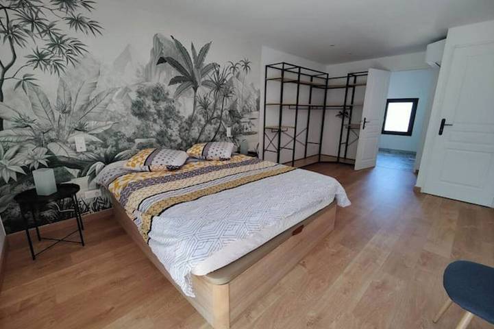 Location de vacances pour 7 personnes, avec terrasse à Rognonas - 4