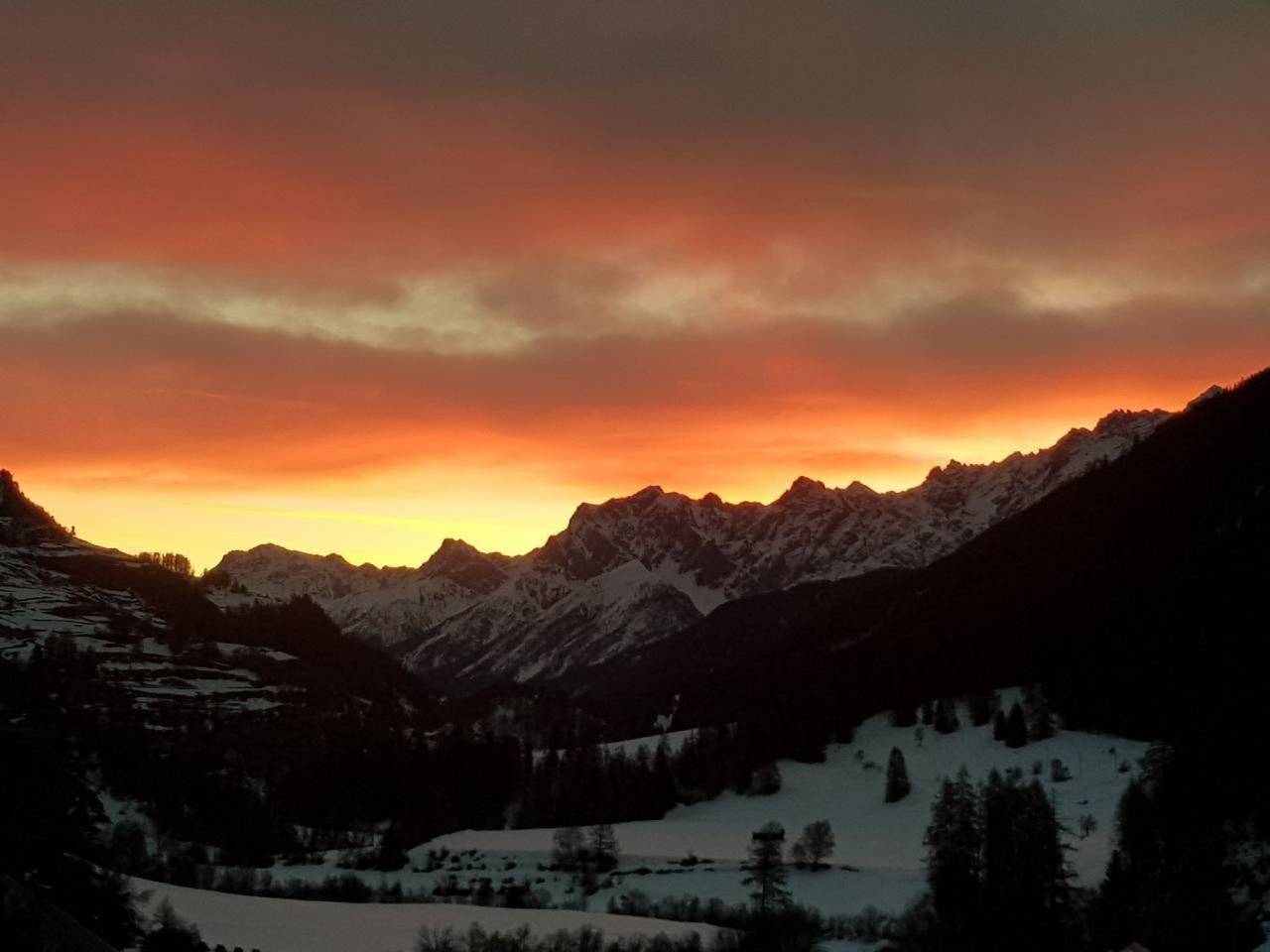 Ganze Wohnung, Wohnung mit atemberaubender Aussicht in Lavin, Unterengadin