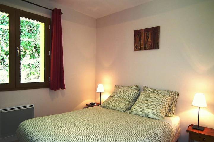 Location de vacances pour 7 personnes, avec sauna et jardin ainsi que jacuzzi et piscine, animaux acceptés à Gavaudun - 2