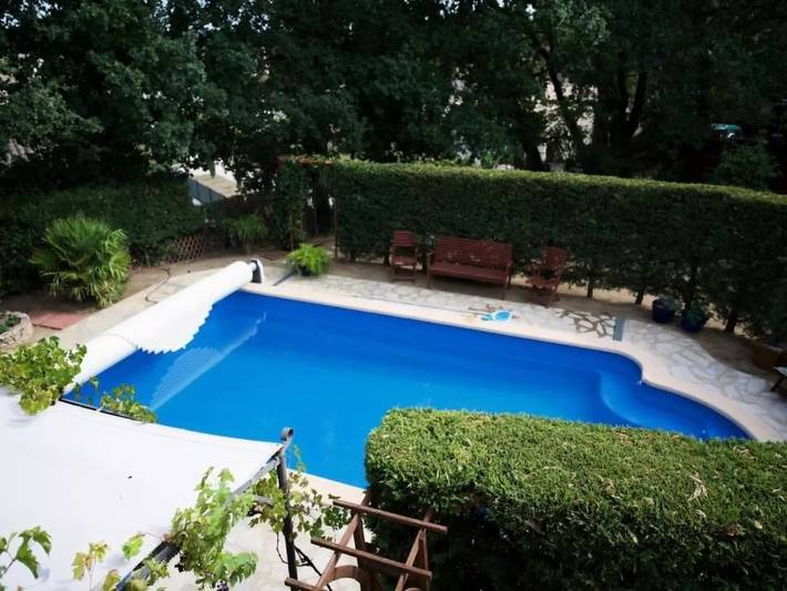 Gîte pour 3 personnes, avec jardin et piscine à Laudun-l'Ardoise - 4