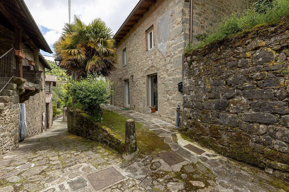 Schönes Haus in Sambuca mit Wlan in San Romano in Garfagnana, Garfagnana