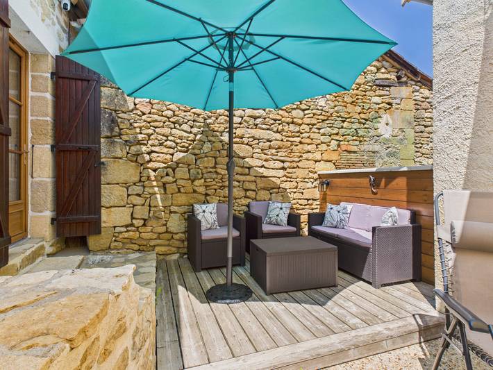 Location de vacances pour 2 personnes, avec terrasse et jardin à Auriac-du-Périgord - 2