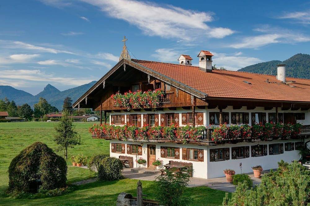 Doppelzimmer Tegernsee Small - Gästehaus  Webermohof in Rottach-Egern, Spitzingsee