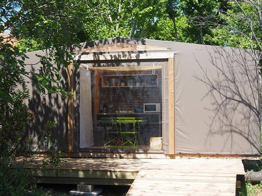 Camping Les Bois Flottés - Tente 4 personnes - Maori Eco Tente in Salin-de-Giraud, Arles