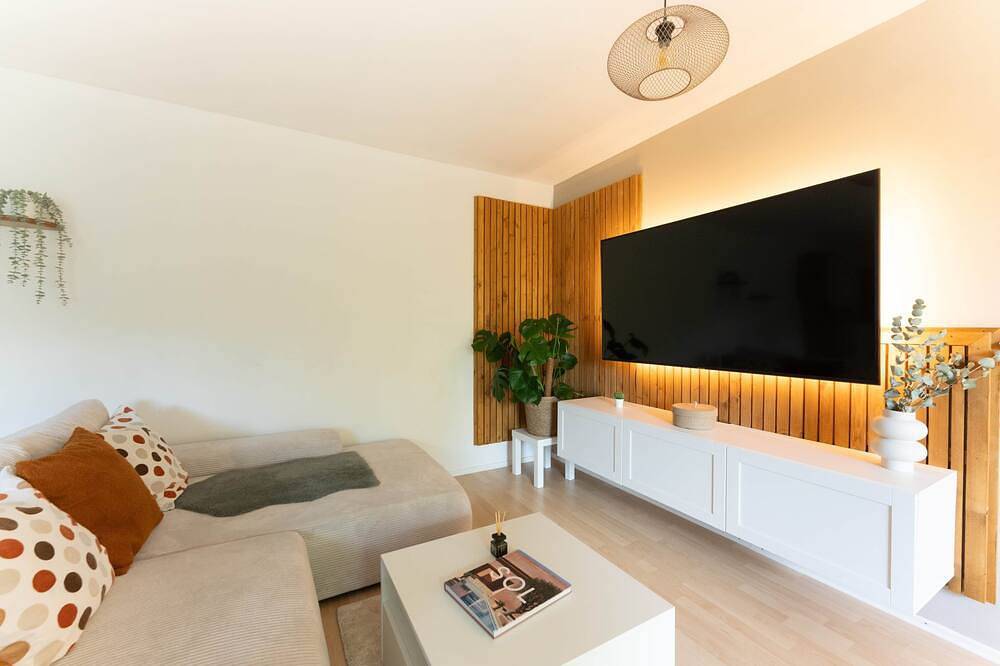 Ganze Wohnung, Teck Retreat · Gemütliche Wohnung mit Balkon in Kirchheim unter Teck, Landkreis Esslingen