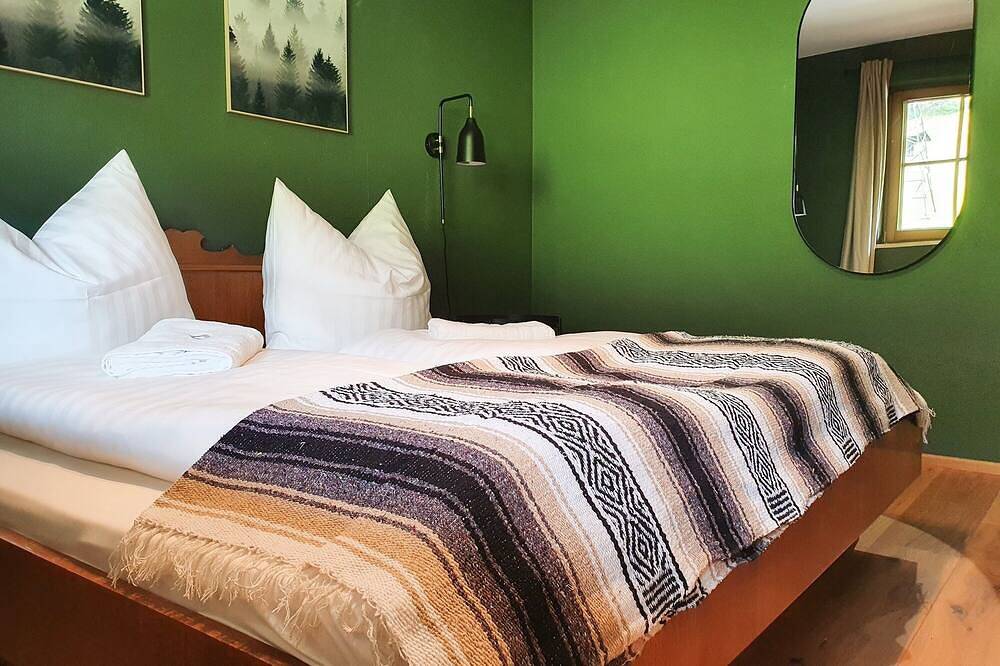 Ganze Wohnung, Alpenflair Apartment mit Balkon - inkl Parkplatz #2 in Stubaier Alpen, Götzens