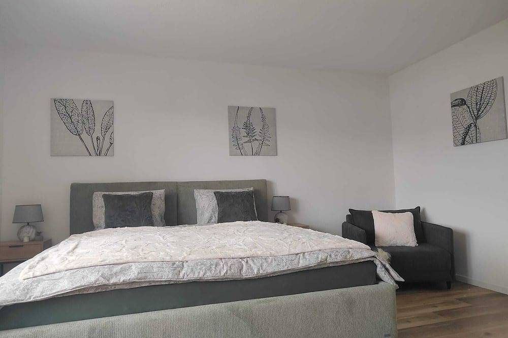 Ganze Wohnung, On the road to Interlaken 25min in Hilterfingen, Thunersee