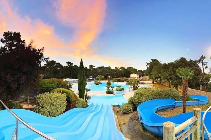 Camping pour 5 personnes à Saint-Palais-sur-Mer