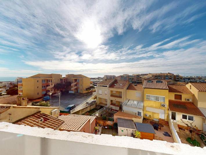 Gîte pour 4 personnes, avec terrasse dans Plage Port Est Frontignan