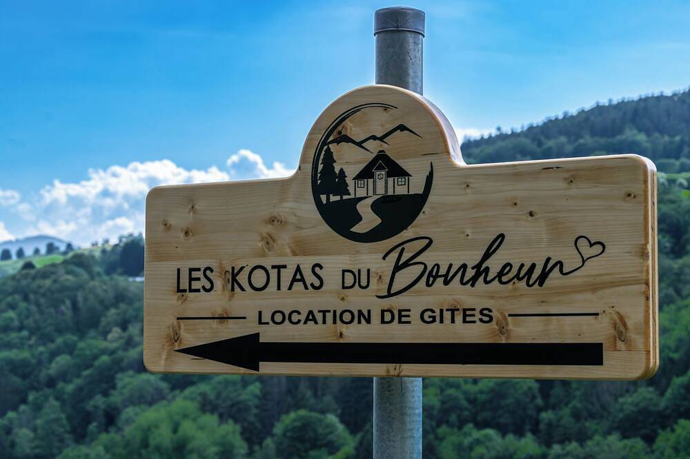 Kota Finlandais Vuori au Pied des Montagnes Vosgiennes in Soultzeren, Regionaler Naturpark Belchen der Vogesen