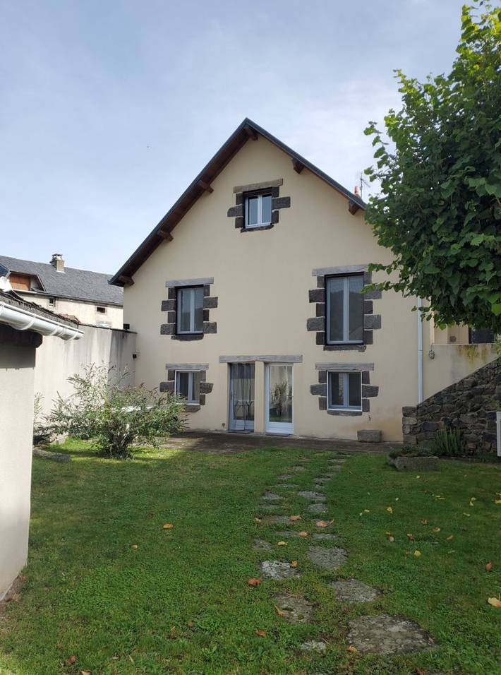 Gîte pour 6 personnes, avec jardin