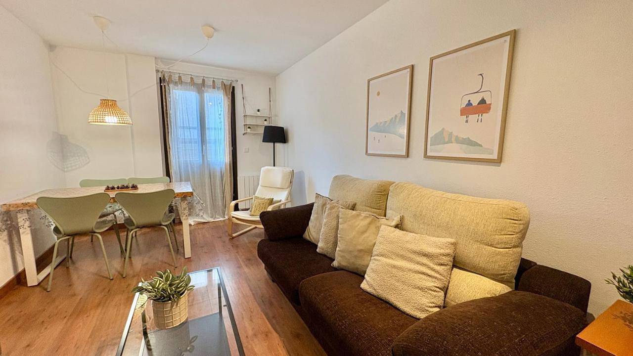 Apartamento entero, Apartment in Villanúa, Pirineo Aragonés