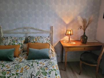 Gîte pour 2 personnes, avec jardin ainsi que vue et terrasse à Le Landreau