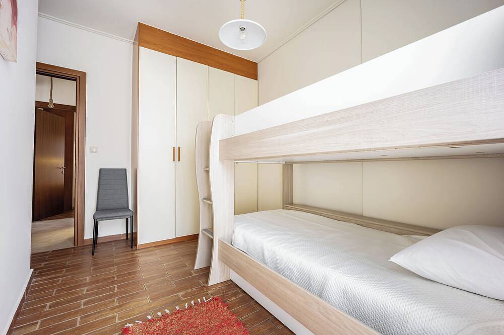 Geheel appartement, Komis House,Elegant 3Br City Retreat with Private Terraces-Near Metro in Athene, Zuidelijk deel van Athene