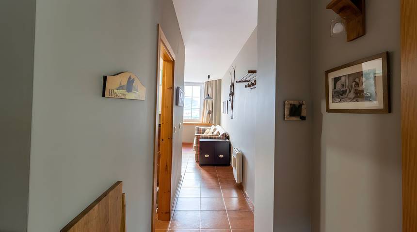 Entire apartment, Apartamento Con Garaje Cerca del telesilla in Sierra Nevada Ski Resort, Monachil