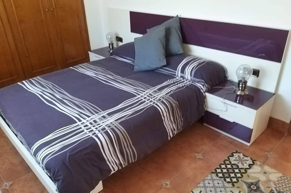 Ganze Wohnung, Modernes Apartment in erster Linie in Sant Llorenç de Montgai_ Whitehouse_ Lleida in Sant Llorenç de Montgai, Camarasa