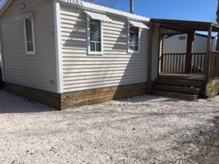 Flower Camping Le Rochelongue - Mobilheim 4 personen - Mobilheim Premium 28m² - 2 Schlafzimmer - Tv + klimatisiert + Geschirrspüler 4 pers. in Cap d'Agde, Agde