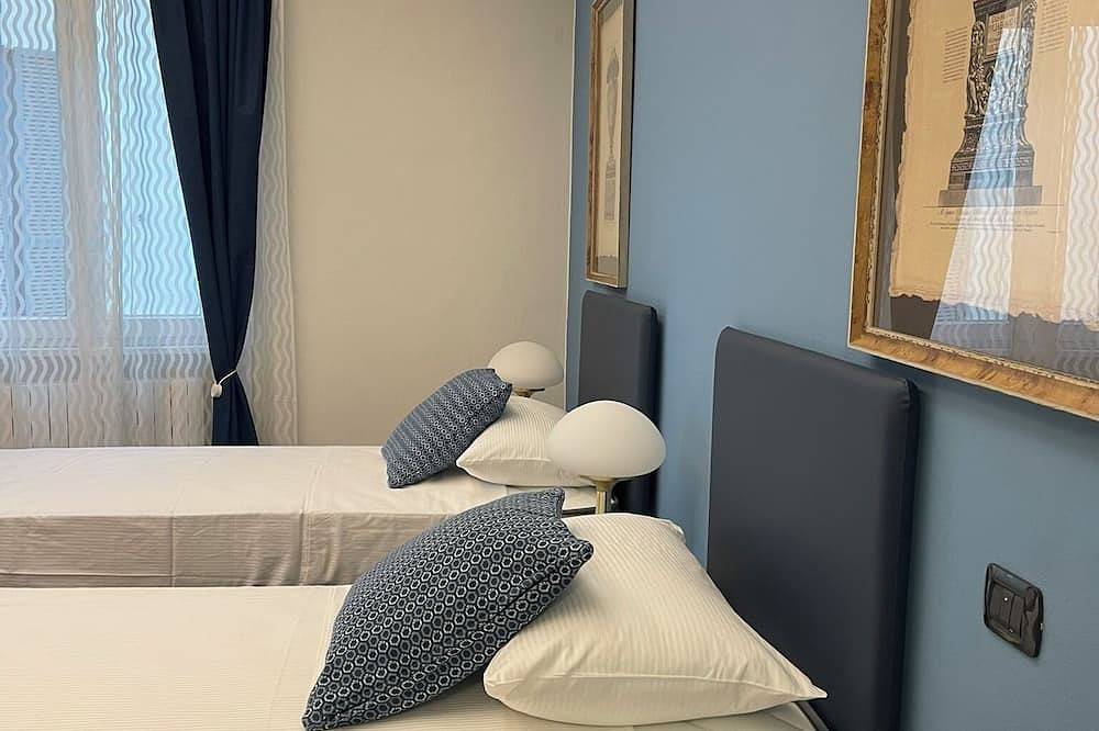 Casabella | Elegant single-family home just a stone's throw from the heart of Pavia and the train station in Pavie, Province de Pavie