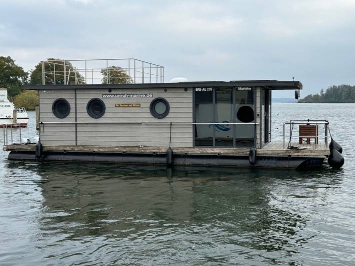 Hausboot für 6 Personen, mit Terrasse in Mecklenburgische Seenplatte - 2