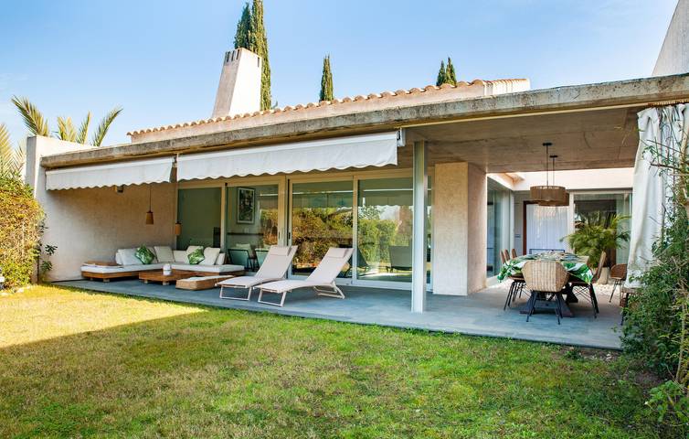 Holiday home for 8 people, with terrace and pool as well as garden - 1