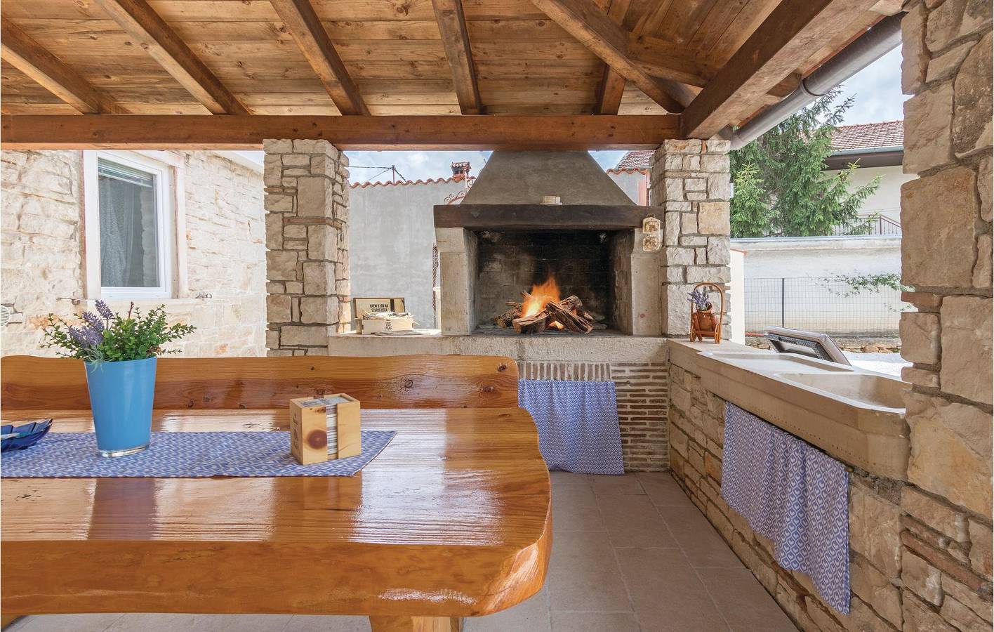 Ferienhaus für 8 Personen mit Terrasse in Peruski, Südküste Istrien