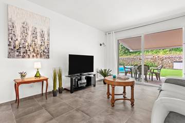 Villa for 4 People in Carcès, Var, Photo 4