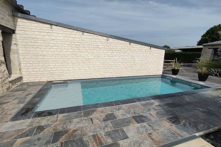 Maison de campagne pour 12 personnes, avec jardin et jacuzzi dans Brancourt-en-Laonnois