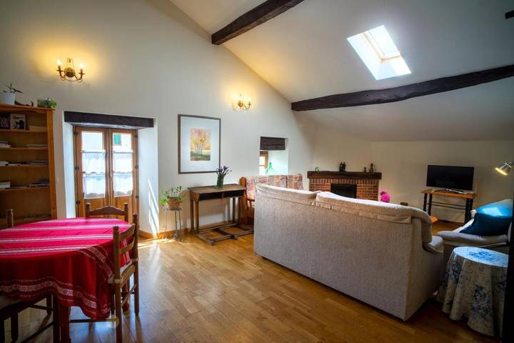 Maison de campagne pour 4 personnes, avec jardin à Erro - 2
