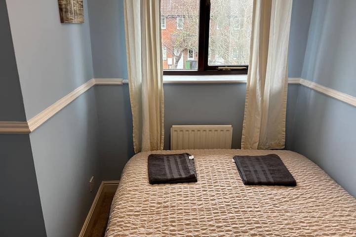 Budget Carlisle Home for 4 | Parking & Garden in Carlisle, Cumbria