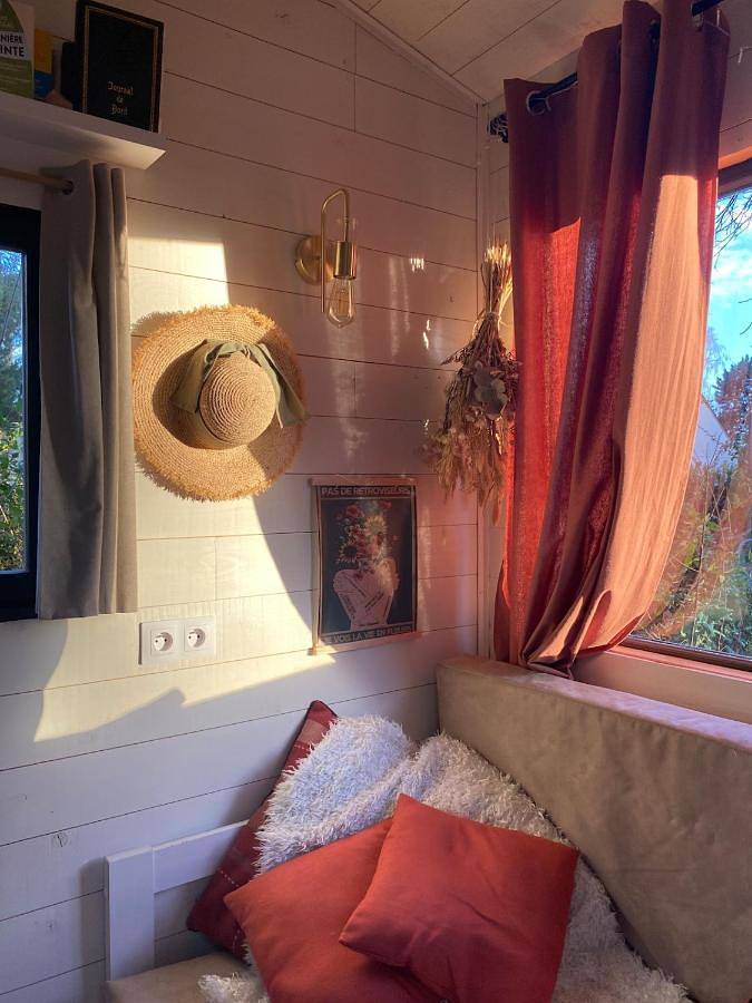 Gîte pour 2 personnes, avec terrasse à Avrillé