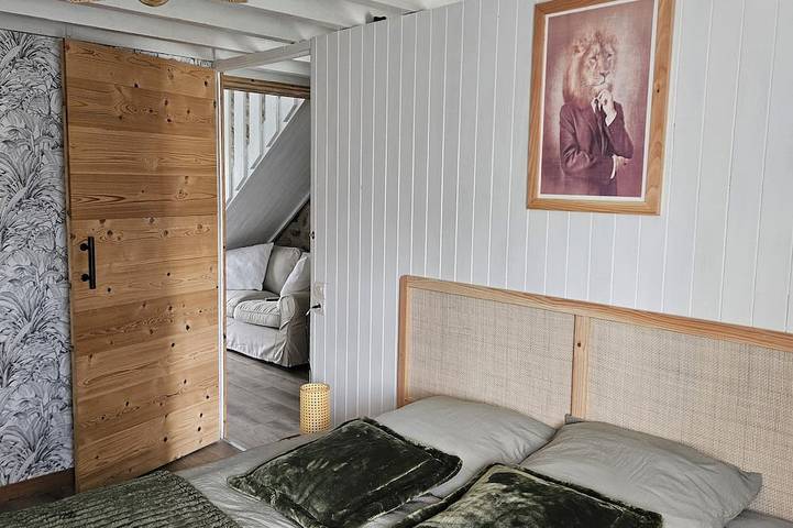 Gîte pour 6 personnes, avec piscine et jardin à La Chapelle-Geneste - 2