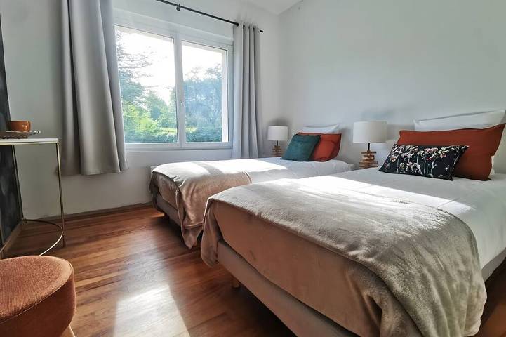 Location de vacances pour 7 personnes, avec jardin à Barbazan - 3