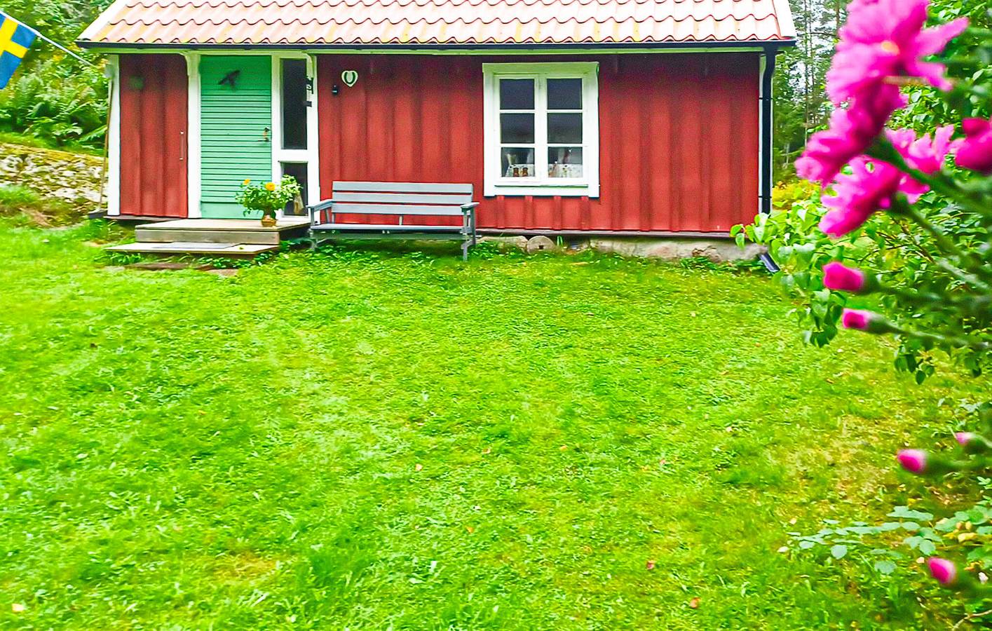 Ferienhaus für 8 Personen mit Garten in Kinda, Östergötland