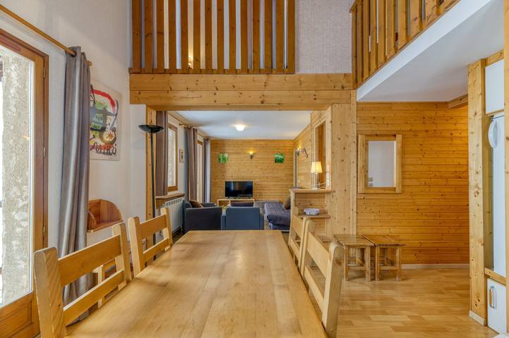Ganze Wohnung, Ferienwohnung 'Souveraine 3 Charmant Appartement' mit Bergblick, Balkon und Wi-Fi in Villard-Reculas, Nationalpark Écrins