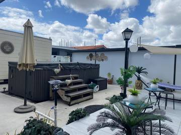 Chambre d’hôte pour 2 personnes, avec jardin et vue, animaux acceptés à Miami