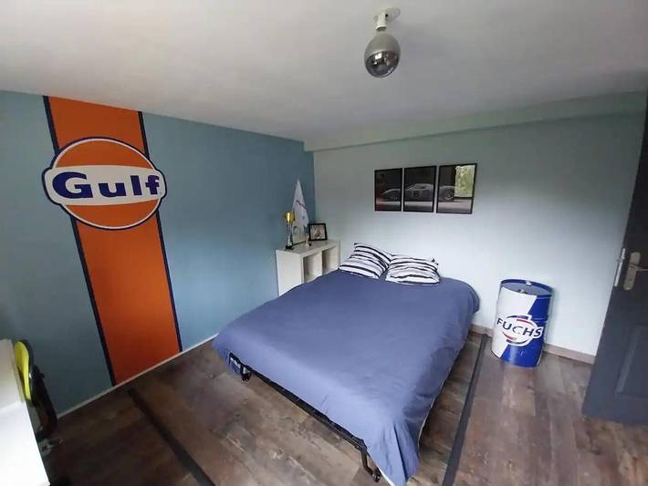 Gîte pour 2 personnes, avec jardin à Cérans-Foulletourte