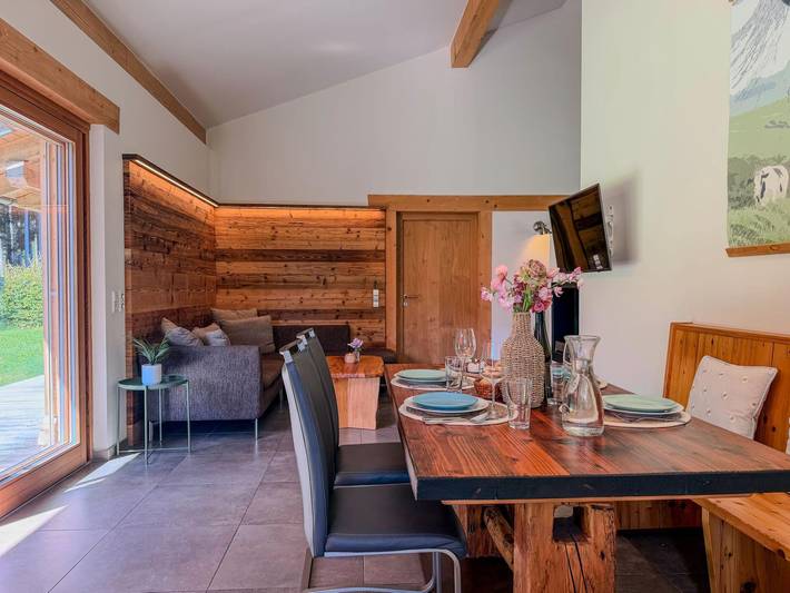 Chalet mit Sauna für Natururlaub im Chalet Dorf in Hermagor, Hermagor-Pressegger See