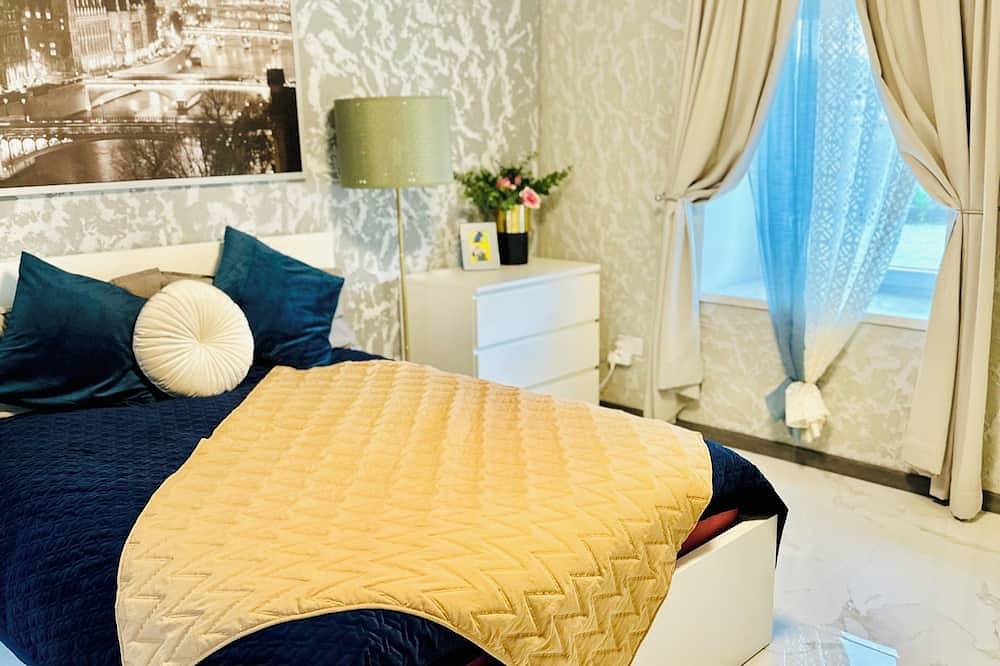 Charming 3-bedroom property with free Wifi and parking near Kildare village in County Kildare