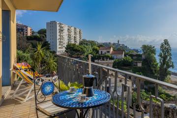 Gîte pour 2 personnes, avec balcon à Bastia